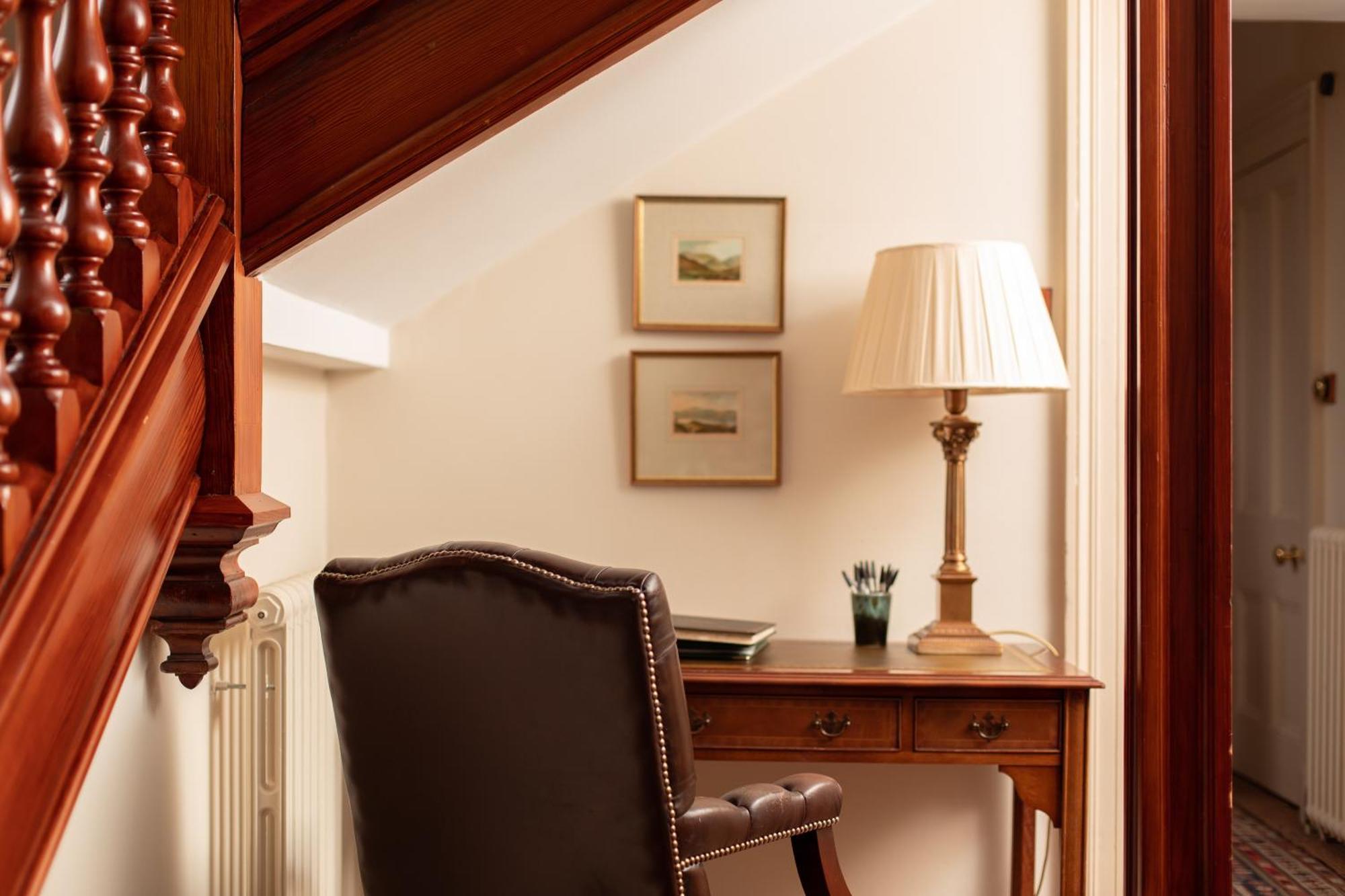 Inveroykel Lodge At Rosehall Eksteriør bilde